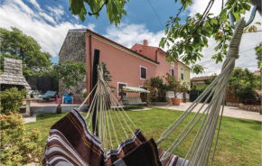2 Bedroom Stunning Home In Pula